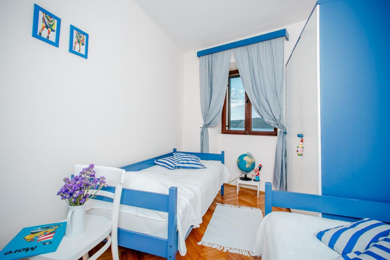 Apartman Uz More Вис Экстерьер фото